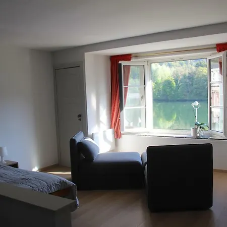 Le Pre-Chet Apartment Profondeville Exterior photo