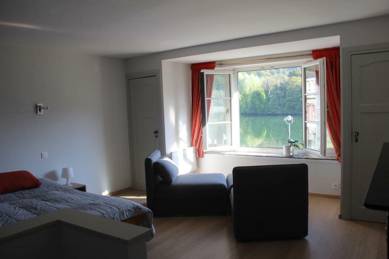 Le Pre-chet Apartment